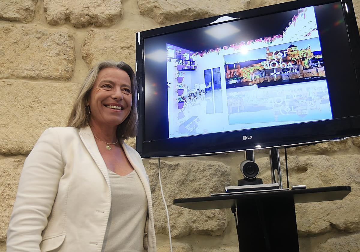 La primera teniente alcalde del Ayuntamiento de Córdoba, Isabel Albás, este miércoles en el Consistorio