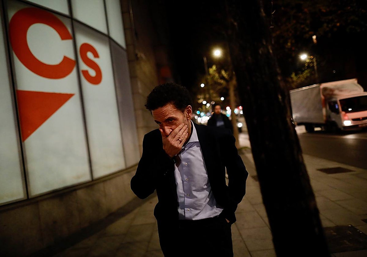 Edmundo Bal, derrotado este jueves en las primarias de Cs, a su llegada a la sede