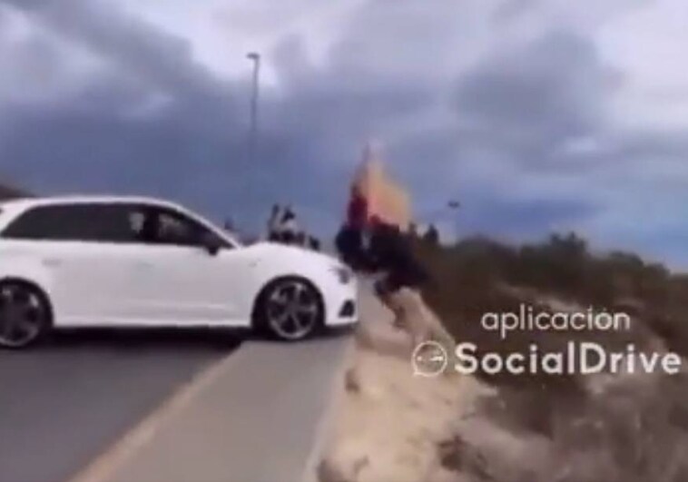 Investigan el  atropello de un peatón y su perro en Alicante tras hacerse viral un vídeo en redes