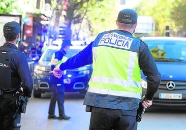 Detenida la empleada de una gestoría que cobraba a extranjeros para realizar empadronamientos falsos