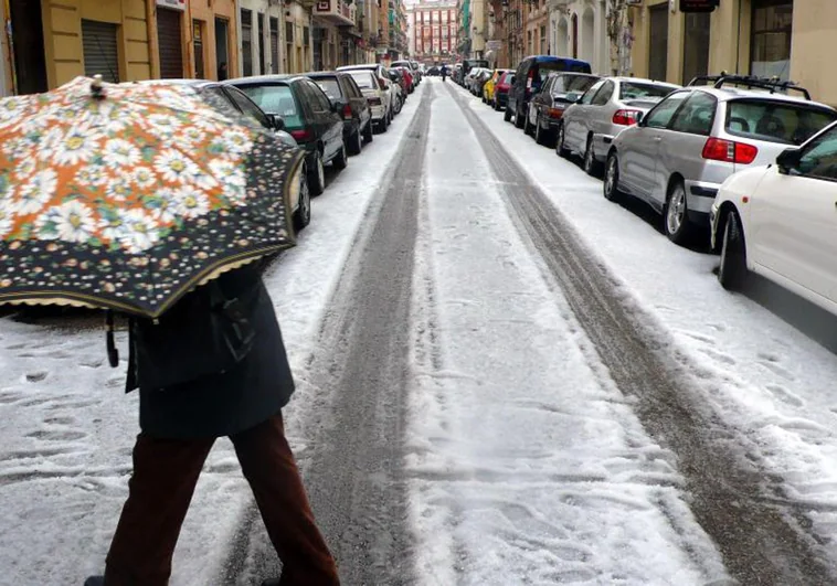 El tiempo en Valencia: llegan las primeras nevadas, el frío intenso y alerta naranja por viento