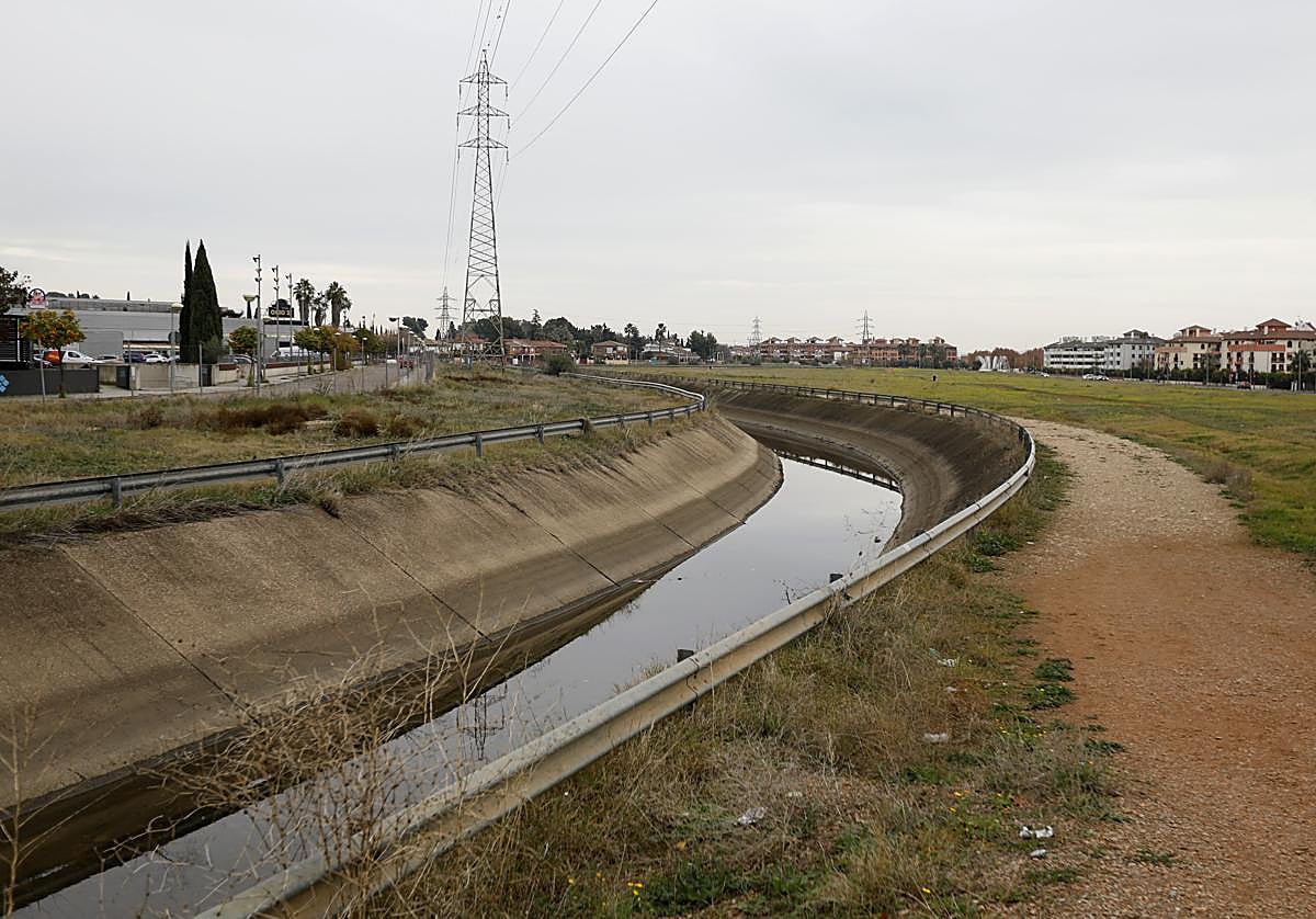 El canal del Guadalmellato a su paso por Córdoba ciudad