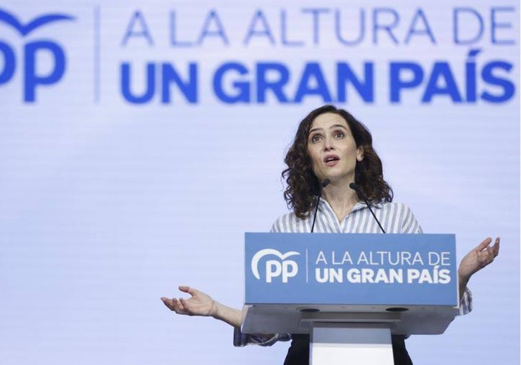 Ayuso acusa al PSOE de centrar las elecciones del 4-M en torno a «navajitas inexistentes»