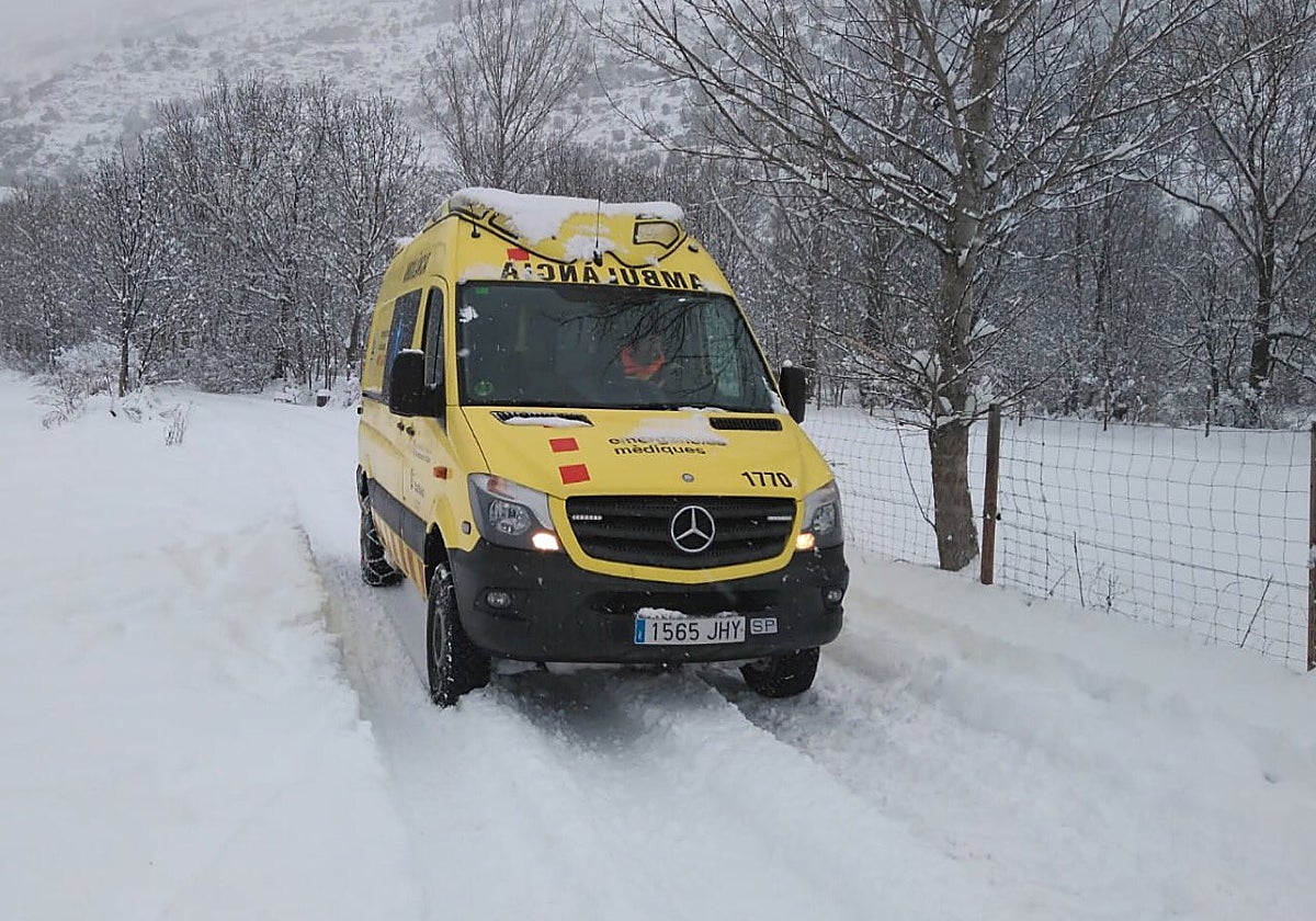 Una ambulancia en el Pirineo