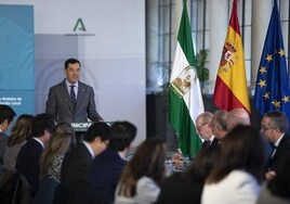 Moreno ofrece a los alcaldes trabajar contra la despoblación a cuatro meses de las elecciones