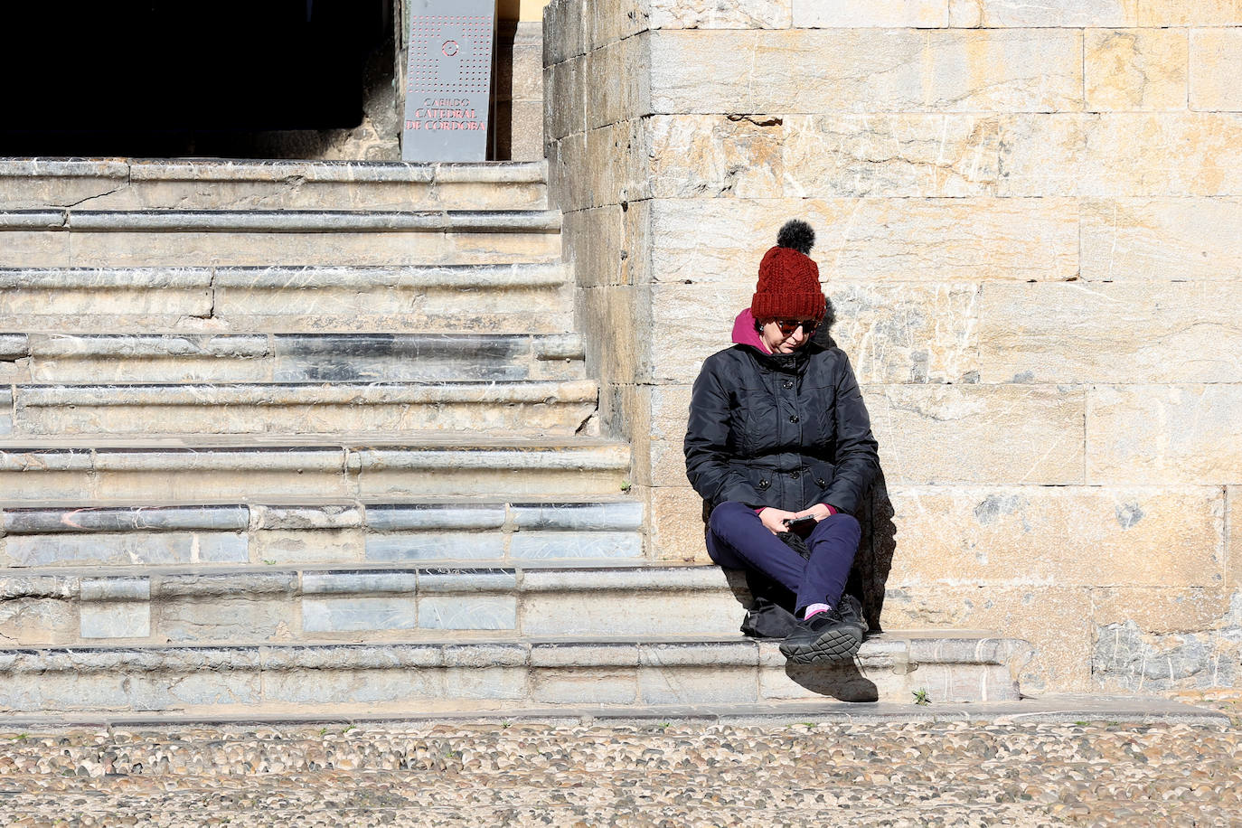 Un día de intenso frío en Córdoba, en imágenes