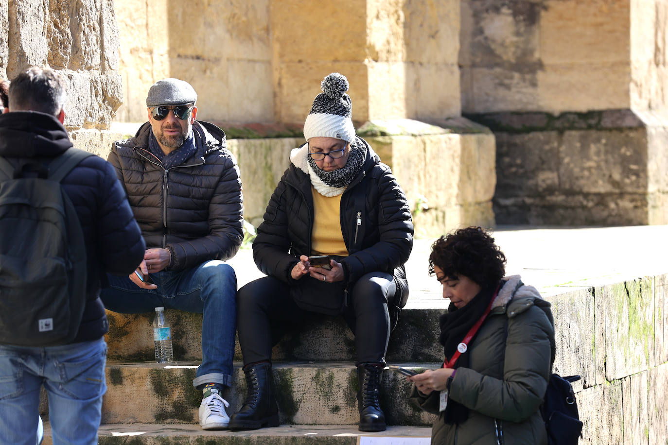 Un día de intenso frío en Córdoba, en imágenes