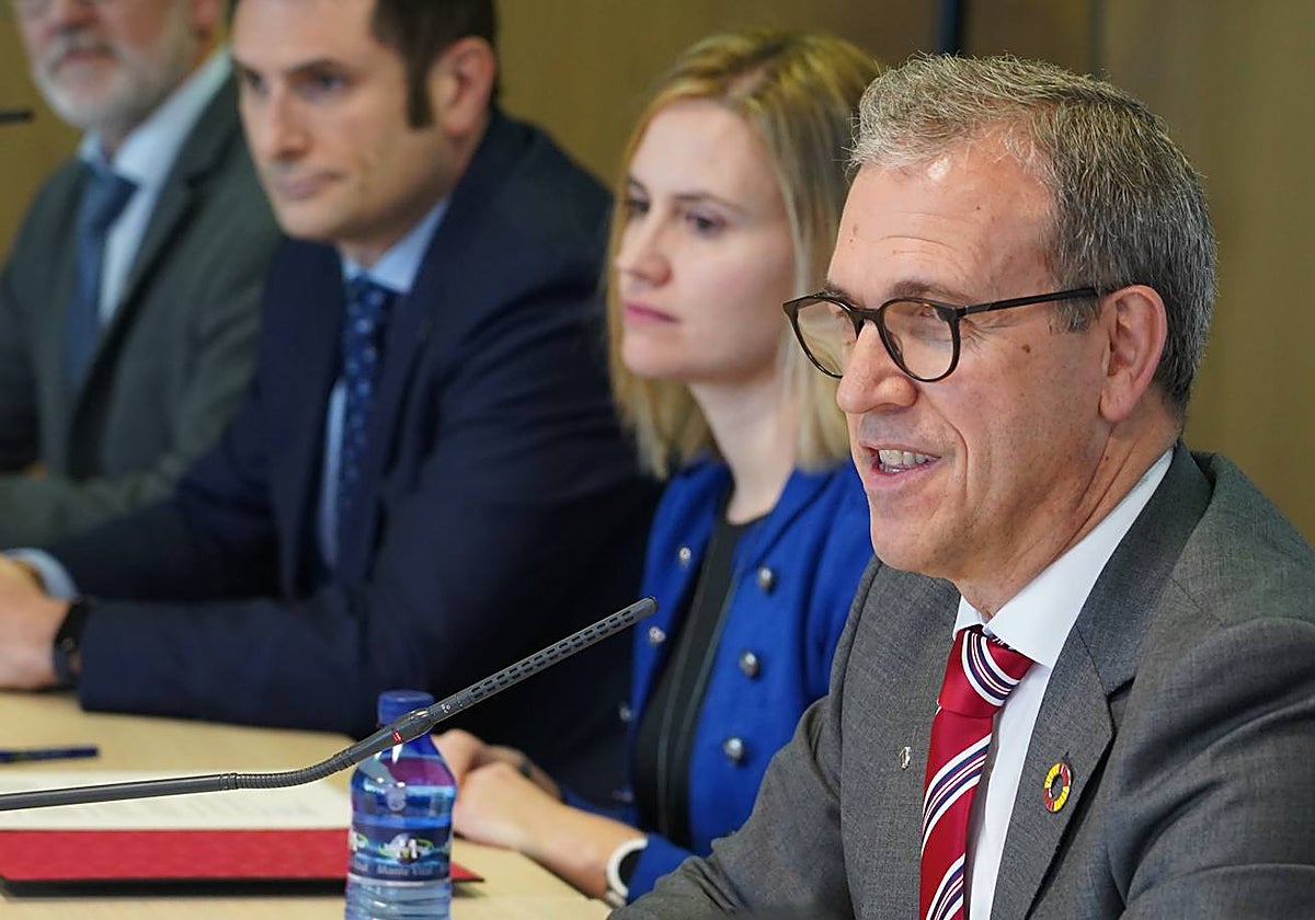 El consejero de Industria, Comercio y Empleo, Mariano Veganzones