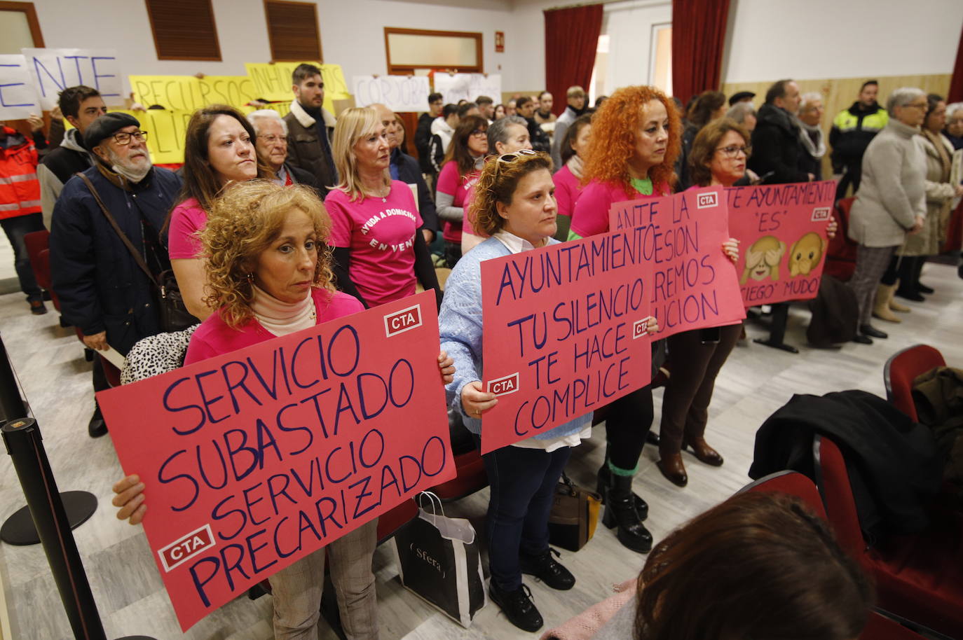 El pleno del Ayuntamiento de Córdoba, en imágenes