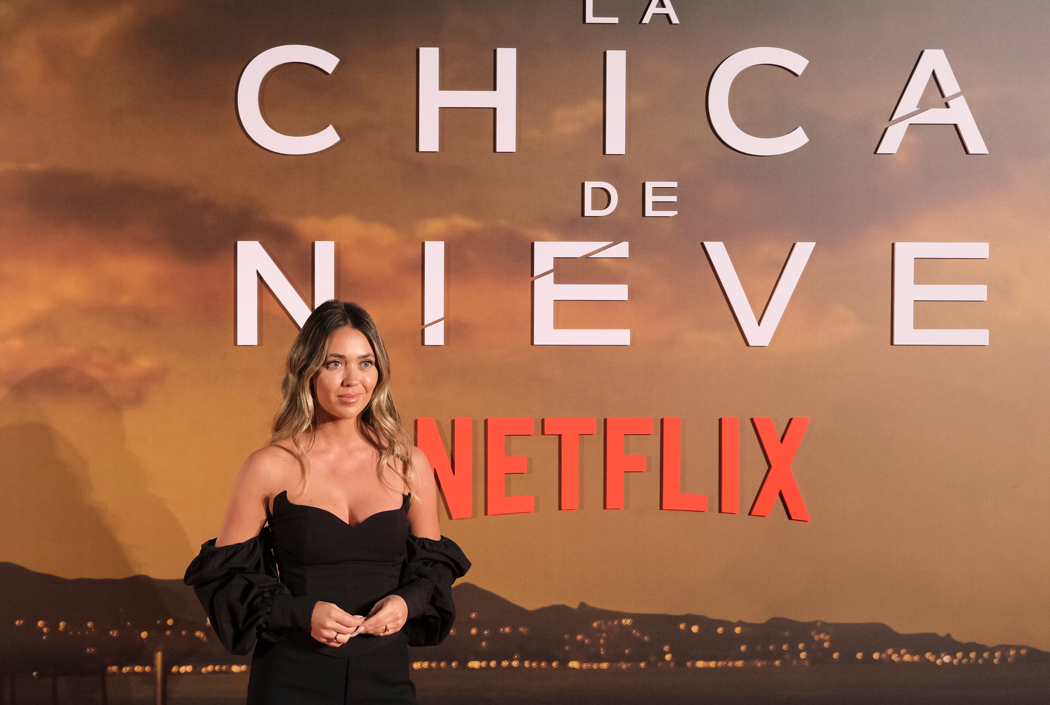 En imágenes, el estreno en Málaga de la nueva serie de Netflix &#039;La chica de nieve&#039;