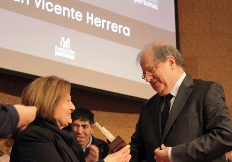 Juan Vicente Herrera recibe el premio 'Árbol de Valores' de Fundación Personas
