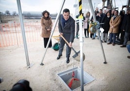 El 'cerebro' del acelerador de partículas de Granada ya tiene su primera piedra