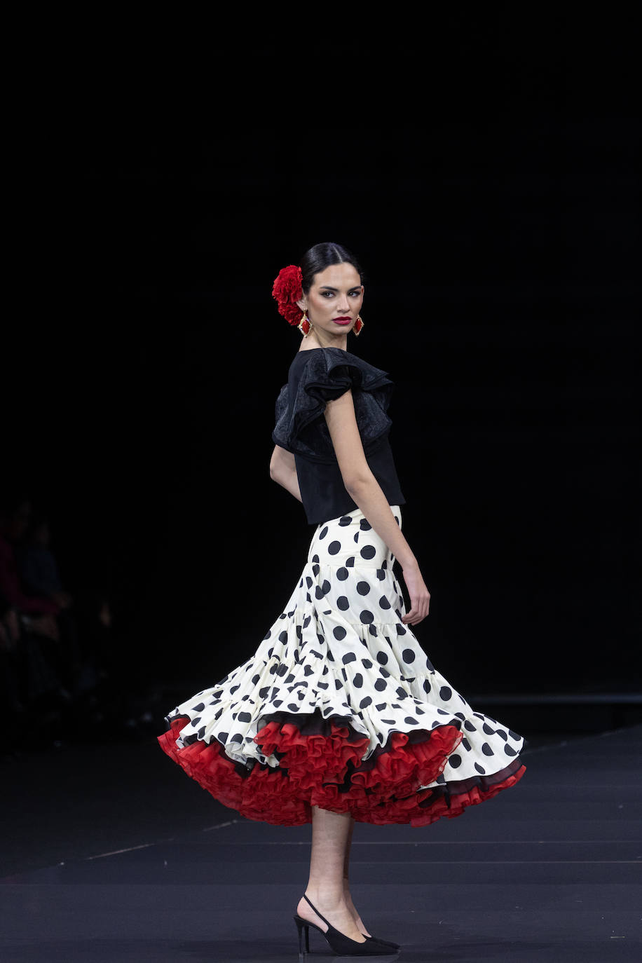 El desfile en Simof de seis diseñadores cordobeses, en imágenes