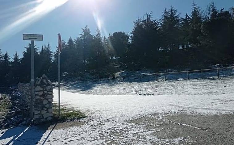 Imagen principal - Nieve en el Picacho