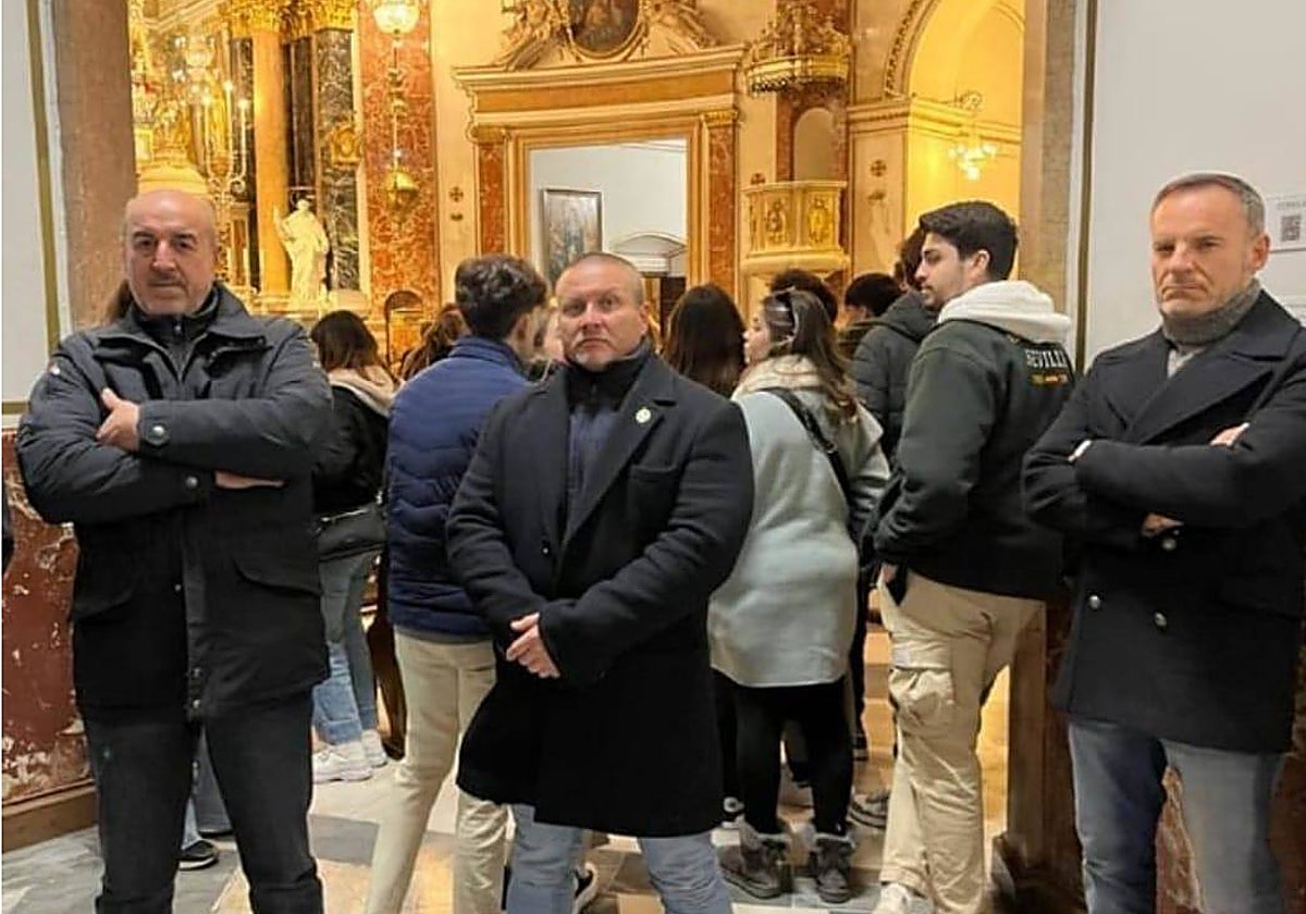 Imagen del exinspector de Policía Ricardo Ferris en la Catedral de Valencia