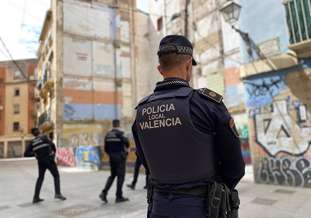 Imagen de recurso de varios agentes de la Policía Local de Valencia