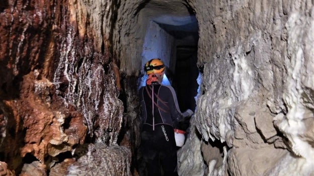 Interior de las minas de agua de Torreperogil