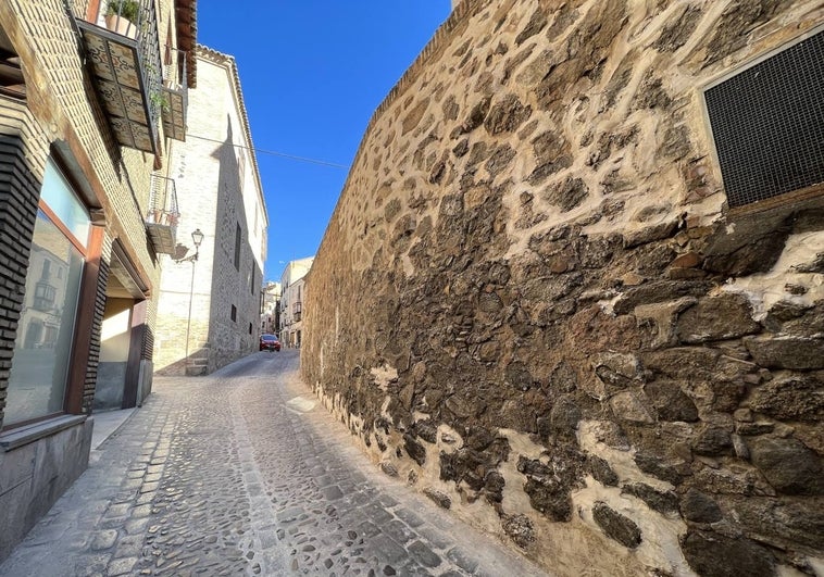 El Ayuntamiento finaliza las obras de reparación del muro de San Lorenzo y bajada del Barco