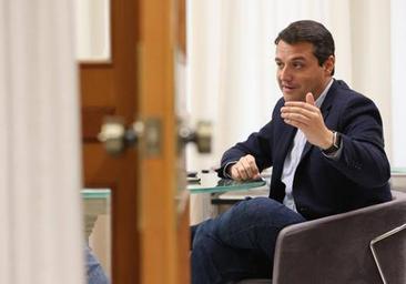 El alcalde, sobre el paso elevado de Villarrubia: «El Ayuntamiento está dispuesto a colaborar para que se haga»