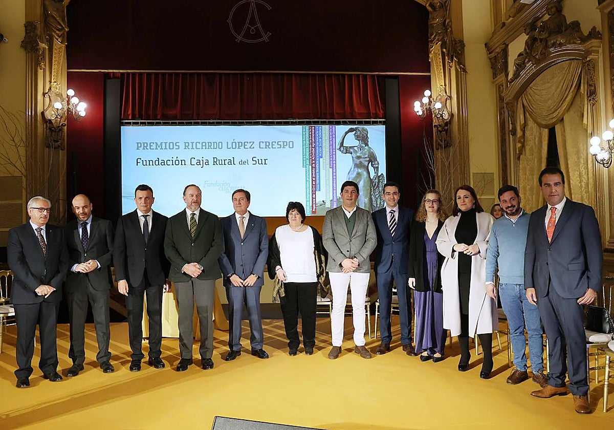 Foto de familia de los galardonados en los Premios 'Ricardo López Crespo'