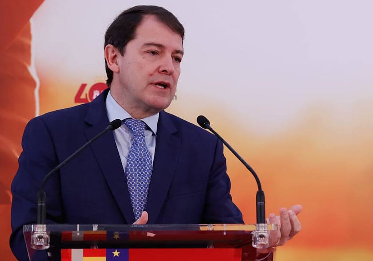 Mañueco, durante su intervención ayer ante los medios de comunicación