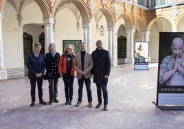 La exposición 'Calvas y bellas' lleva el estigma del cáncer a una veintena de pueblos de Córdoba