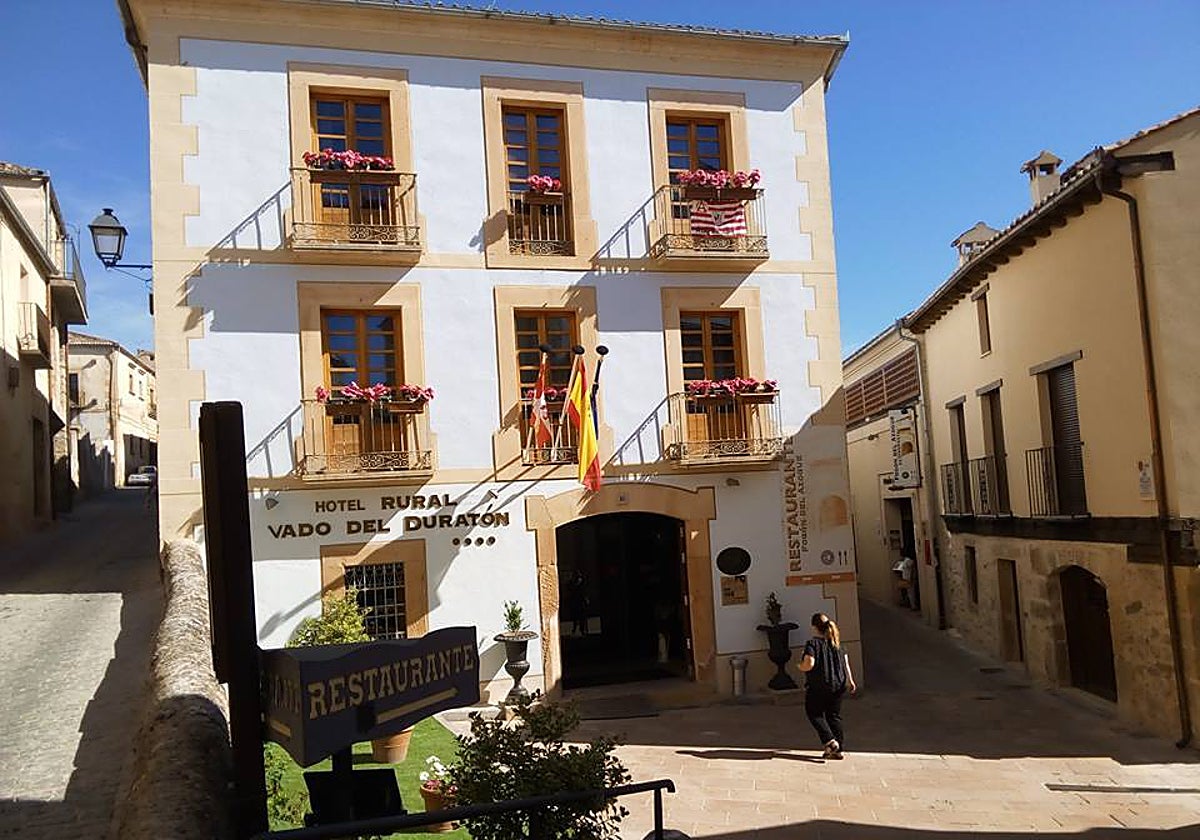 Castilla y León se consolida como líder nacional en turismo rural con 1,7 millones de pernoctaciones, un 25,1% más que en 2021