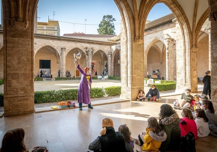 Qué hacer hoy en Valencia con niños: cuentacuentos gratis en el Centre del Carme