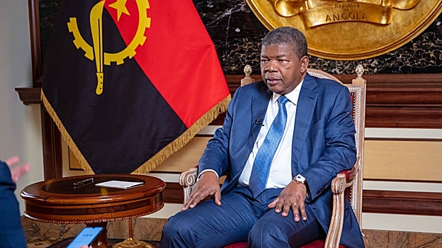 El presidente Lourenço fue anteriormente ministro de Defensa, anteriormente fue general