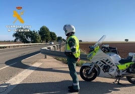 Hallan muerta a una pareja de ancianos en un posible atropello con fuga en una carretera de Málaga