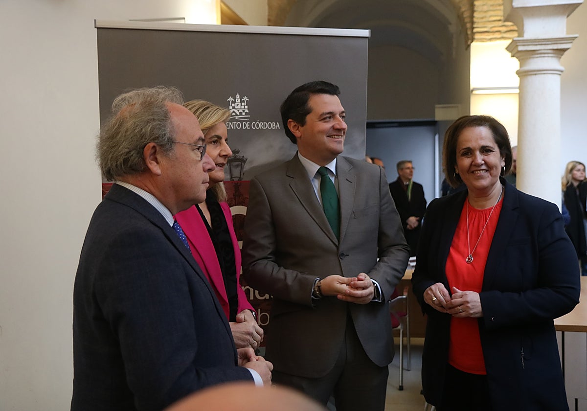 Bellido, con Báñez, Díaz y Torrente, este lunes