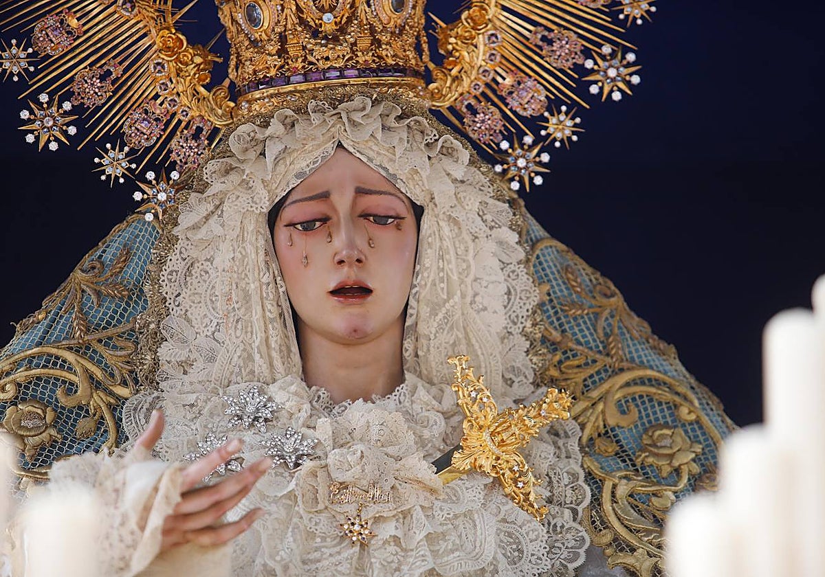 Primer plano de Nuestra Señora de la Estrella, el pasado Lunes Santo