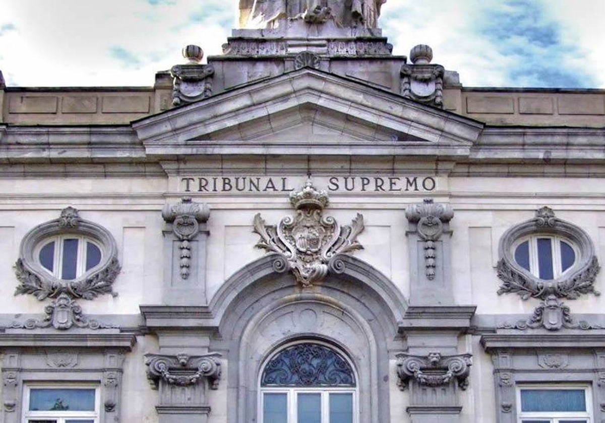 Imagen de archivo de la fachada de la sede del Tribunal Supremo