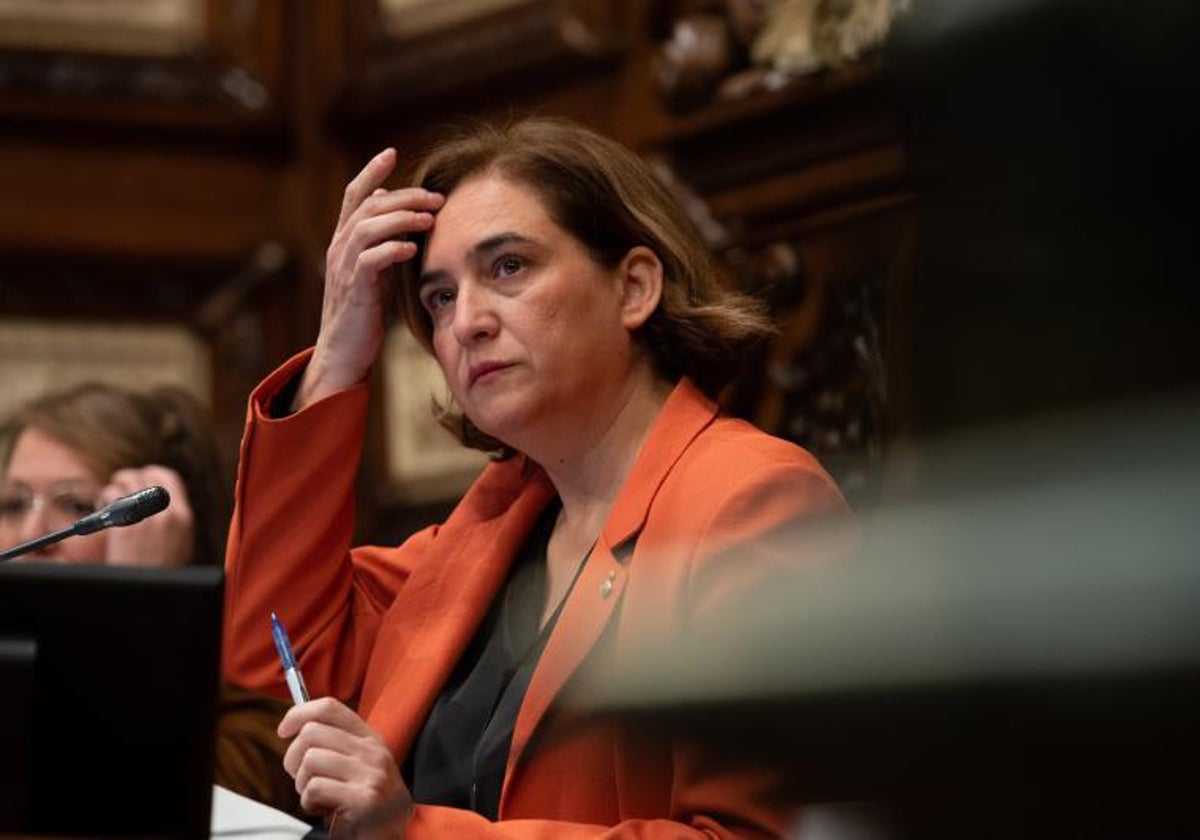 Pleno en el Ayuntamiento de barcelona