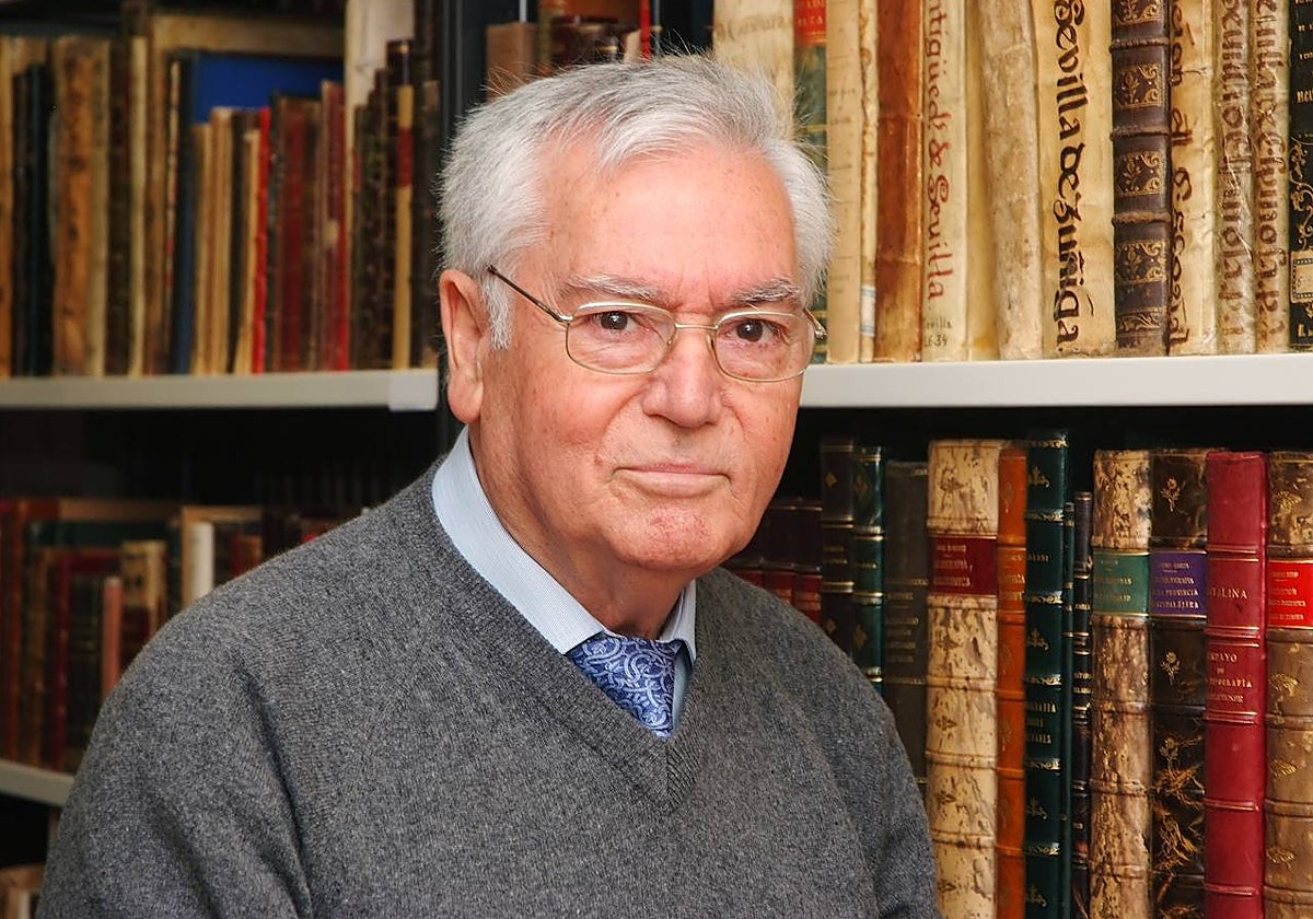 El editor, fotógrafo y bibliógrafo Manuel Ruiz Luque