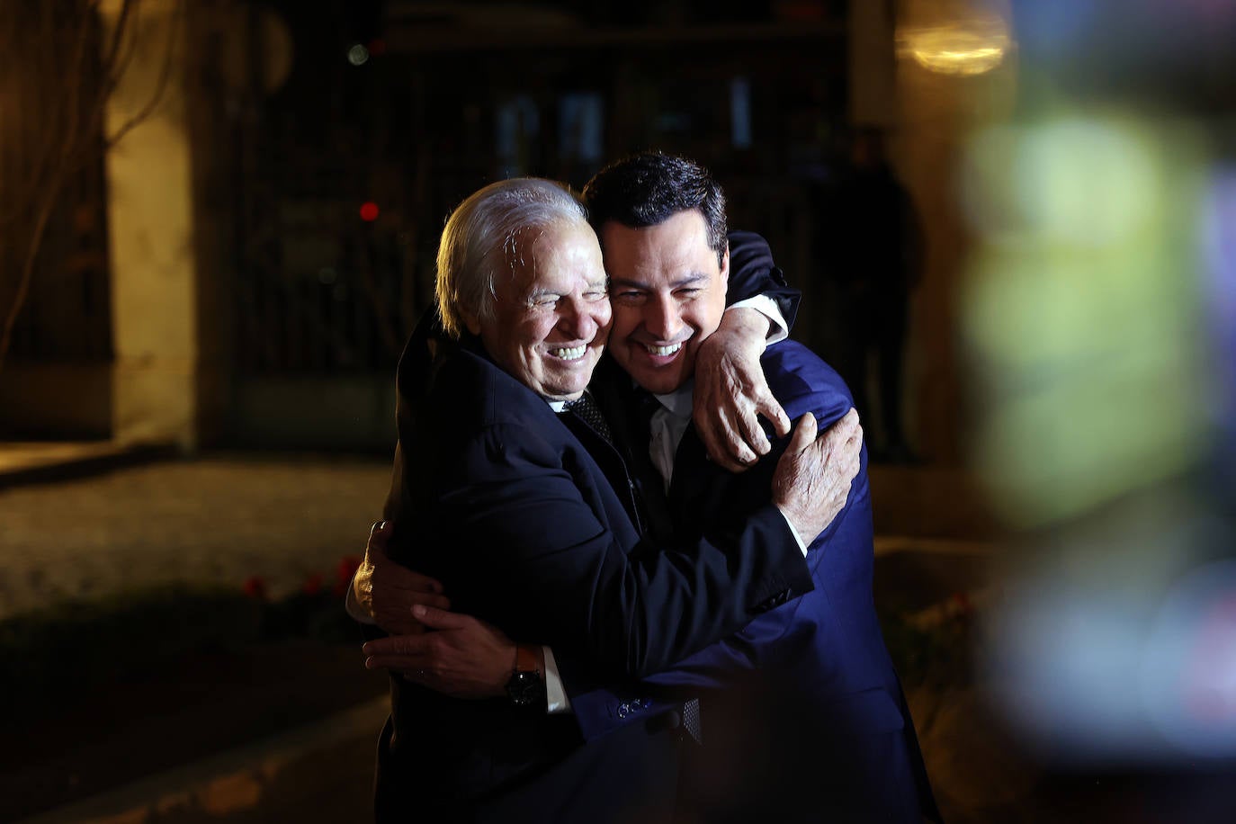 El emotivo homenaje a El Cordobés, en imágenes