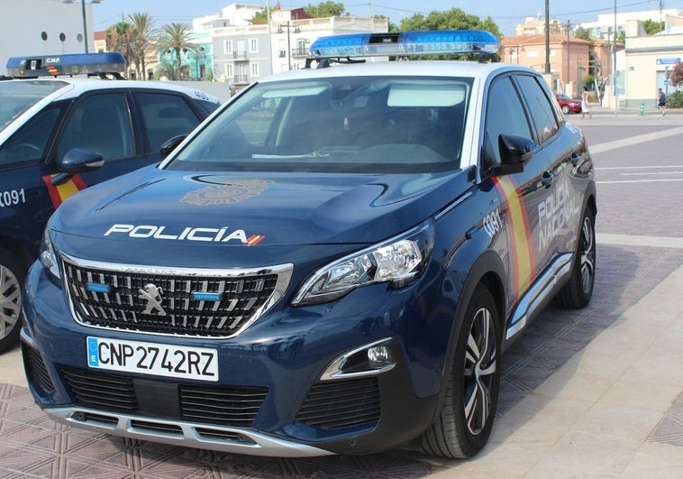 La Policía Nacional detiene a dos hombres por robos en el interior de 69 coches aparcados en garajes del barrio de Russafa en Valencia