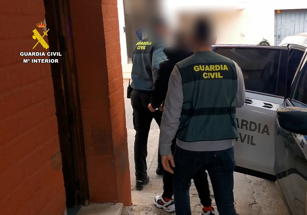 La Guardia Civil detiene al autor de un apuñalamiento tras una reyerta en la localidad de Ondara