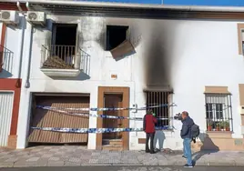 Evacuada una mujer tras el incendio de su casa en Torredelcampo