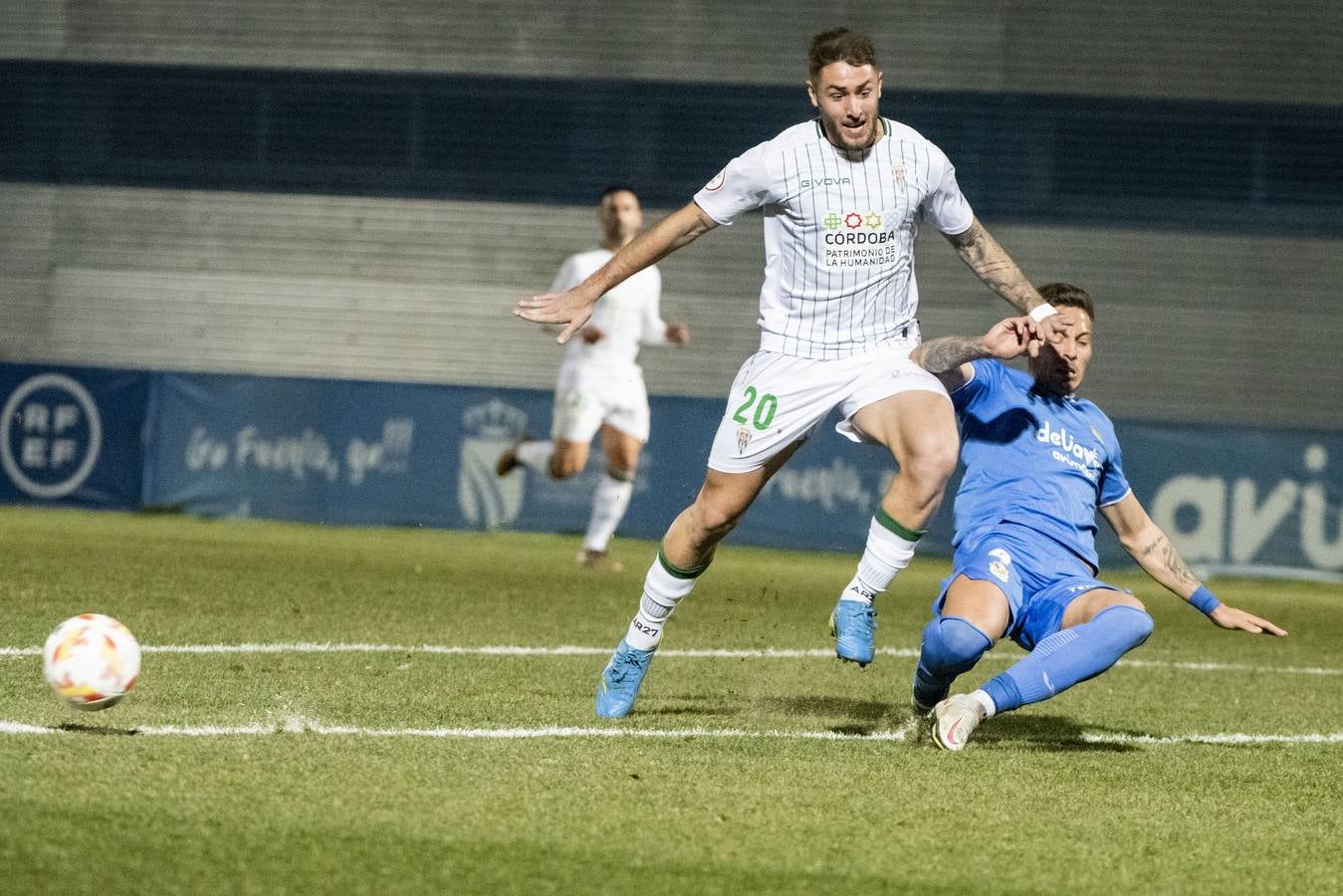 En imágenes, el mazazo del Córdoba CF en Fuenlabrada (2-0)