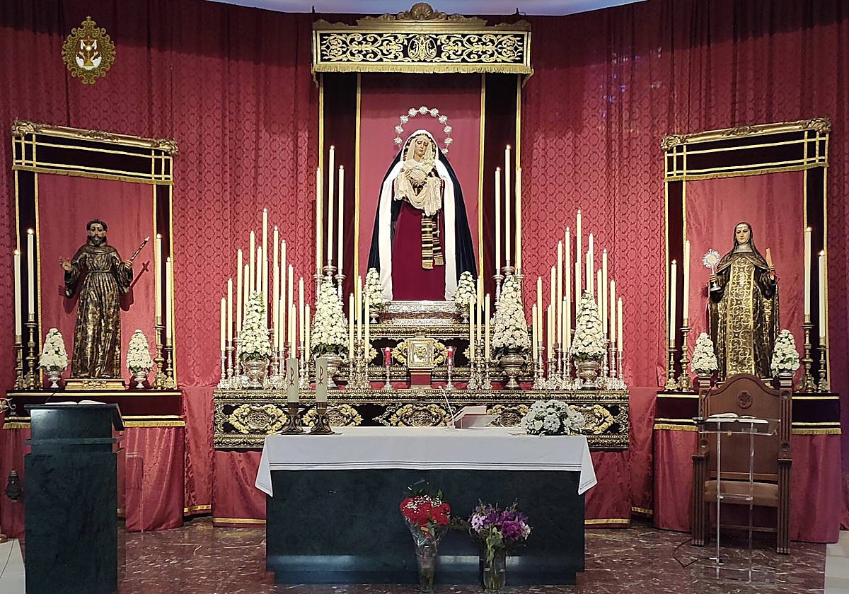 María Santísima en su Soledad, el lunes, durante el primer día de cultos