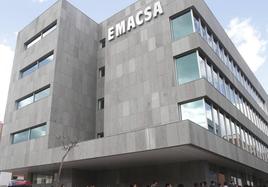 ¿Quieres trabajar en Emacsa? La empresa convoca 16 plazas de auxiliar administrativo y peón en Córdoba