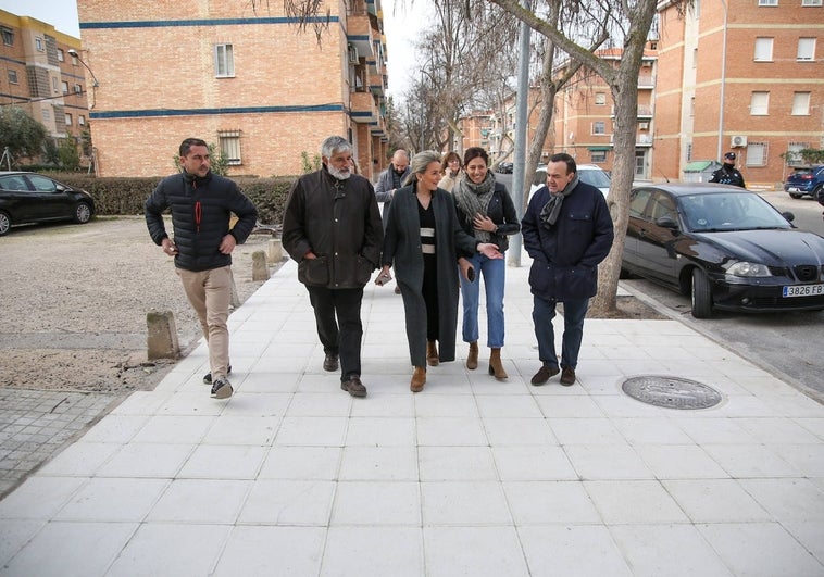 Remodelación del acerado y calzadas en siete calles de la zona antigua del barrio del Polígono