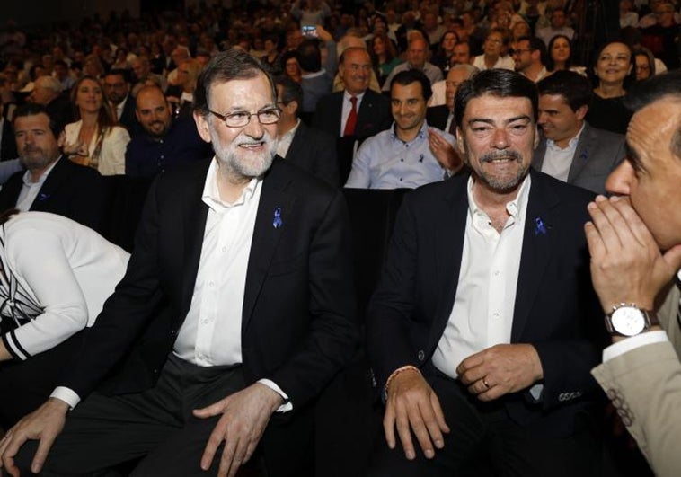 Rajoy y Mazón arropan a Luis Barcala en su presentación como candidato a la Alcaldía de Alicante por el PP