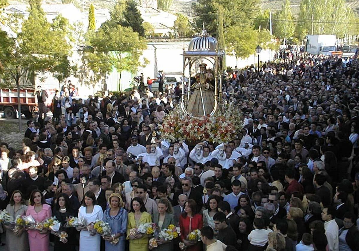 La Cofradía de la Virgen de Araceli impulsa el nombramiento como patrona  del Campo Andaluz