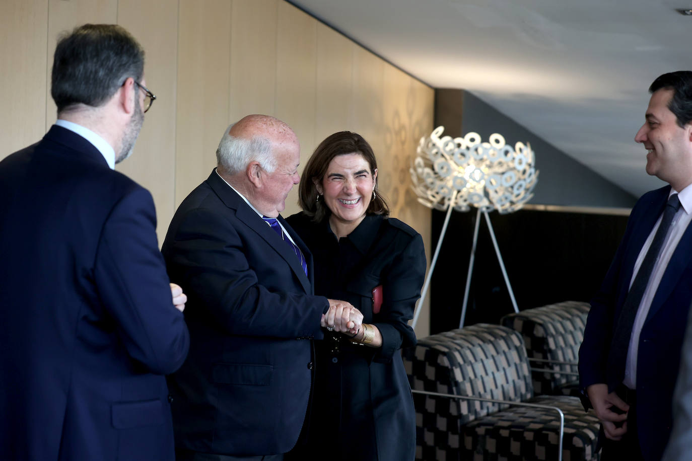 Las mejores imágenes de la conferencia de la consejera de Empleo de la Junta de Andalucía