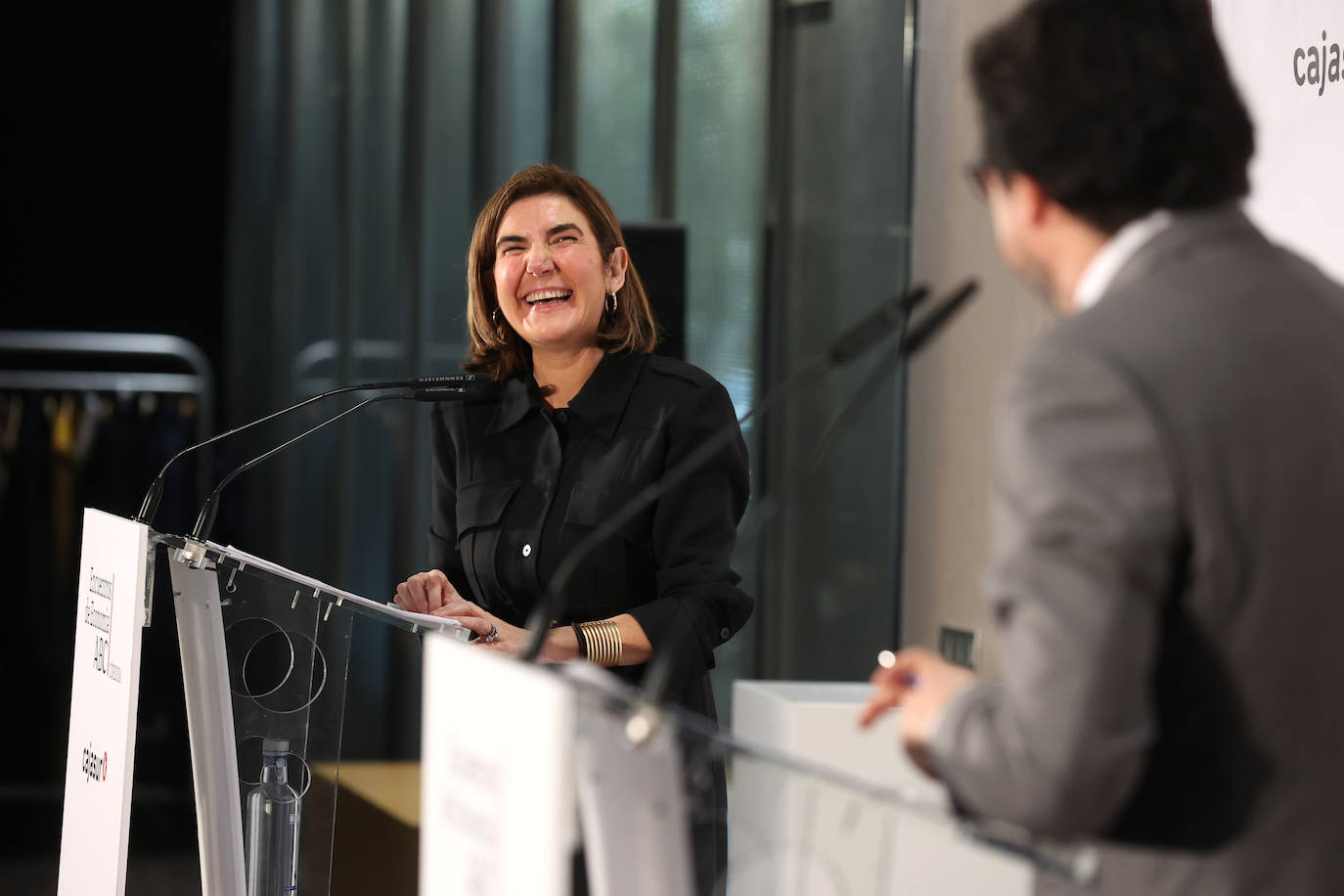 Las mejores imágenes de la conferencia de la consejera de Empleo de la Junta de Andalucía