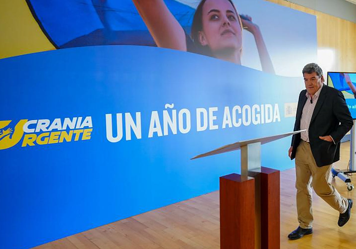 El ministro de Inclusión, Seguridad Social y Migraciones, José Luis Escrivá, en el CREADE de Pozuelo