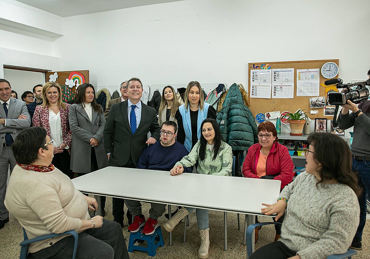 Page inauguró este jueves el nuevo Centro de Día de la Asociación Desarrollo-Autismo Albacete