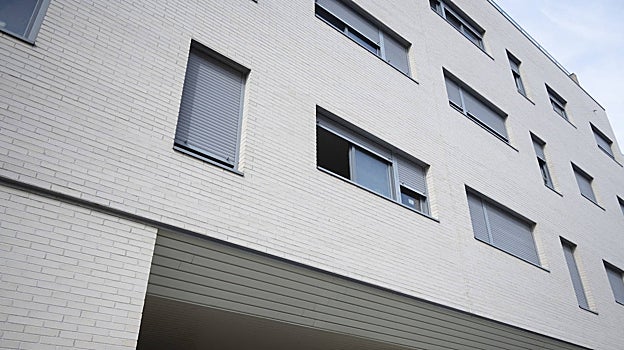 Exterior del bloque usurpado